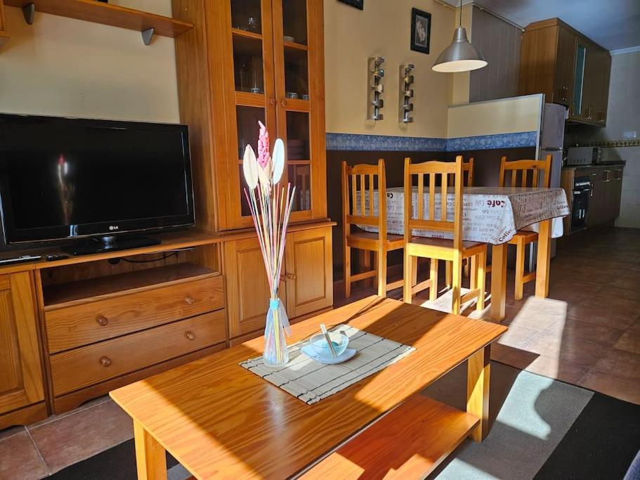 21A02 Coqueto Apartamento Con Garaje Felechosa Exteriör bild